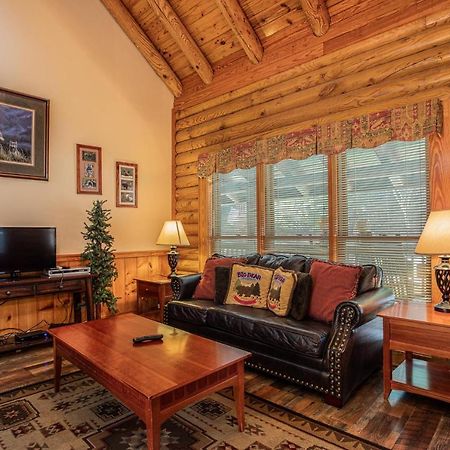 Great Wolf Cabin In Pigeon Forge! Villa Exterior foto