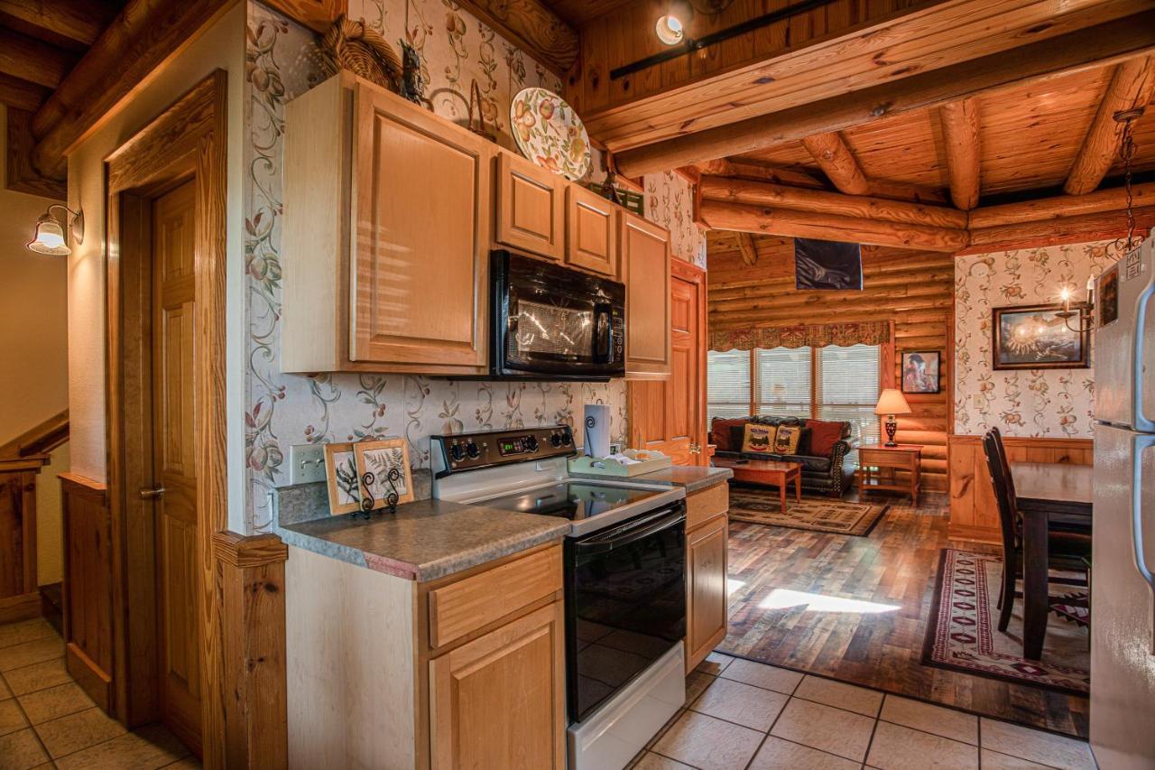 Great Wolf Cabin In Pigeon Forge! Villa Exterior foto