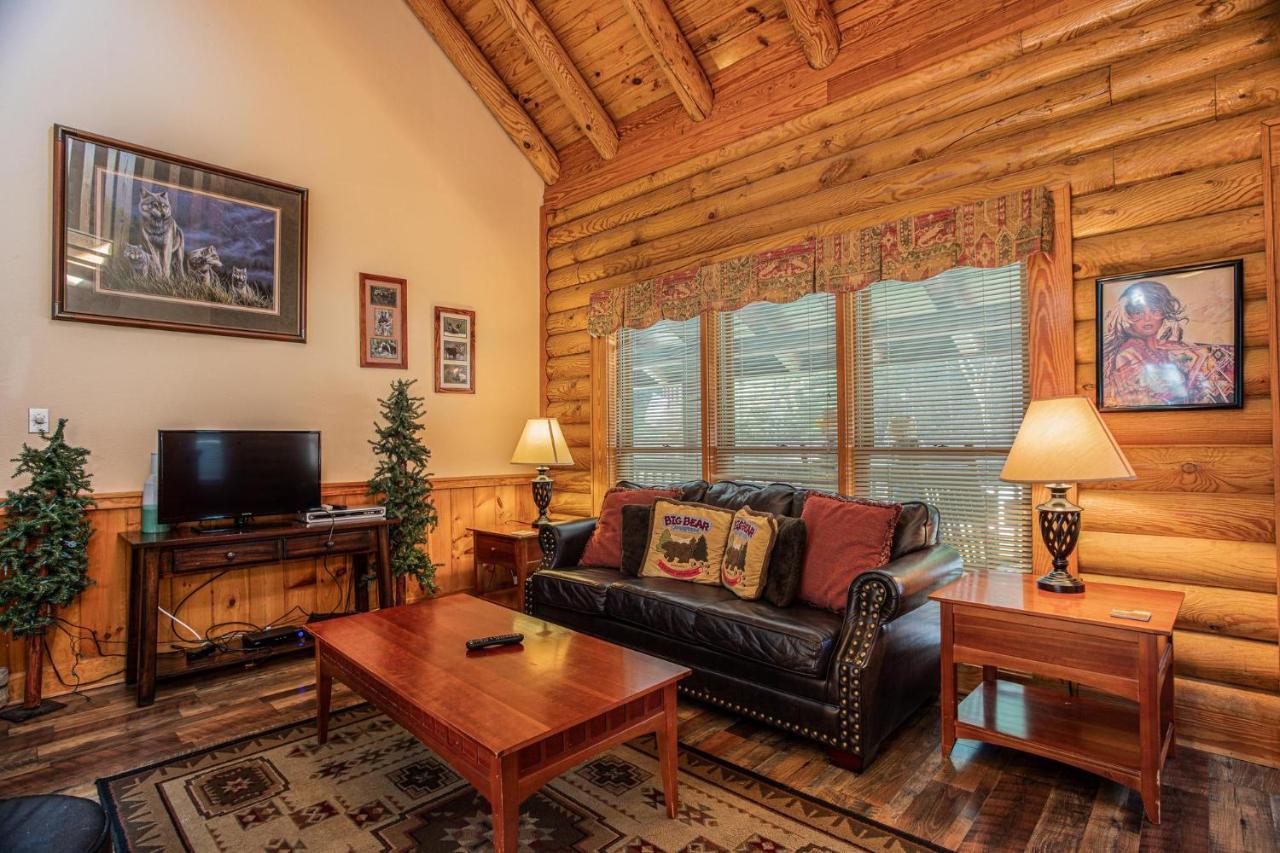 Great Wolf Cabin In Pigeon Forge! Villa Exterior foto
